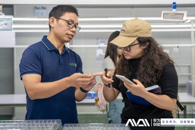 Inovasi Baterai Lithium-Ion Bersinar