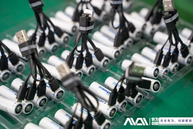 Keuntungan dan Tren Baterai Lithium Isi Ulang USB-Menggantikan Baterai Kering